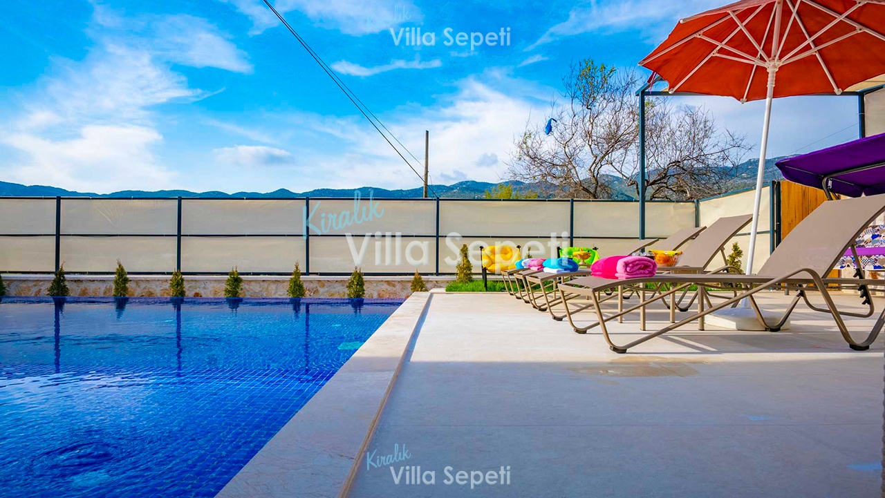Villa Akor Duo