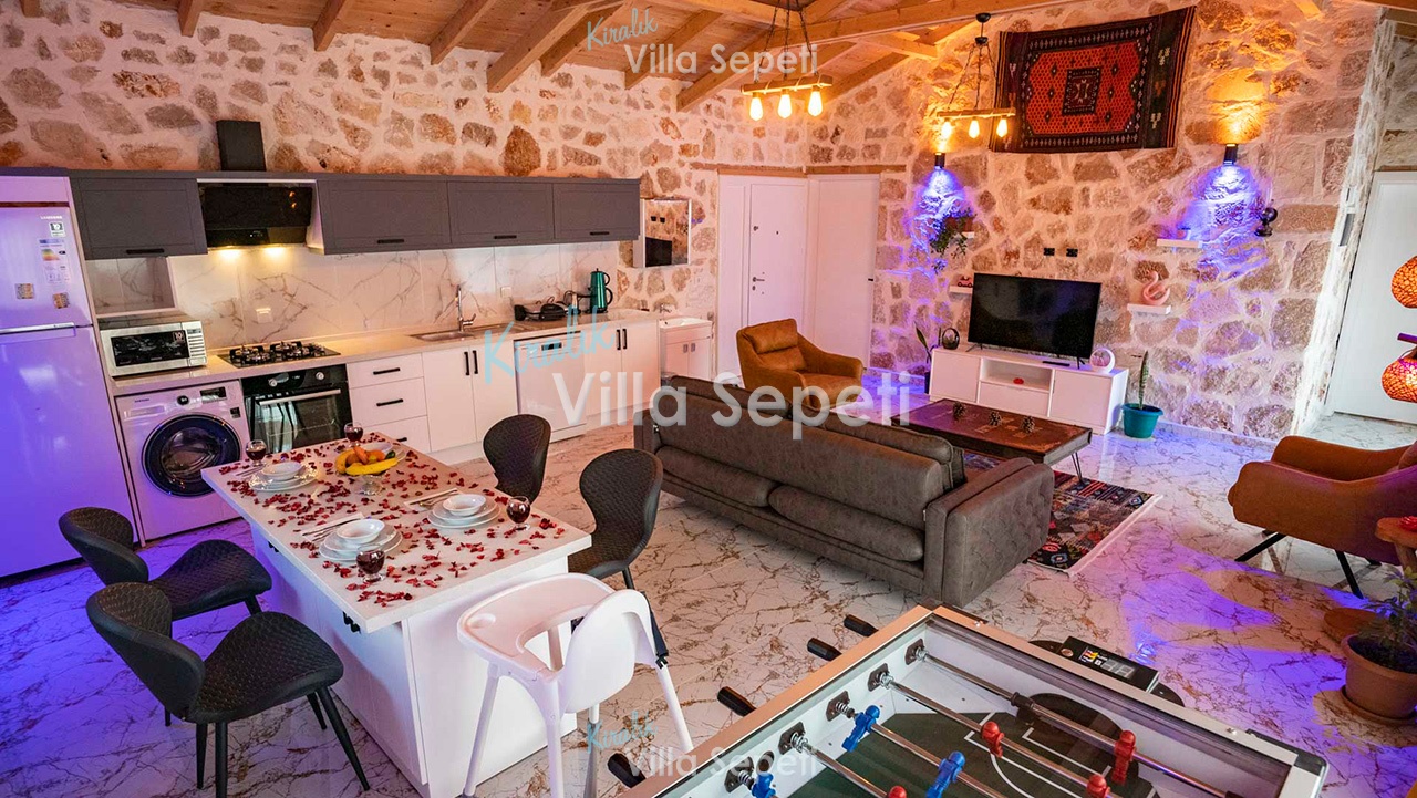 Villa Akor Duo