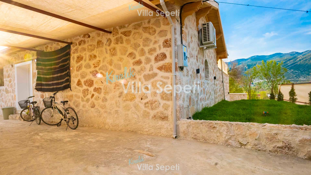 Villa Akor Duo