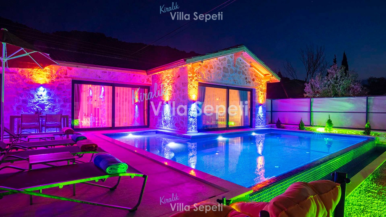 Villa Akor Duo