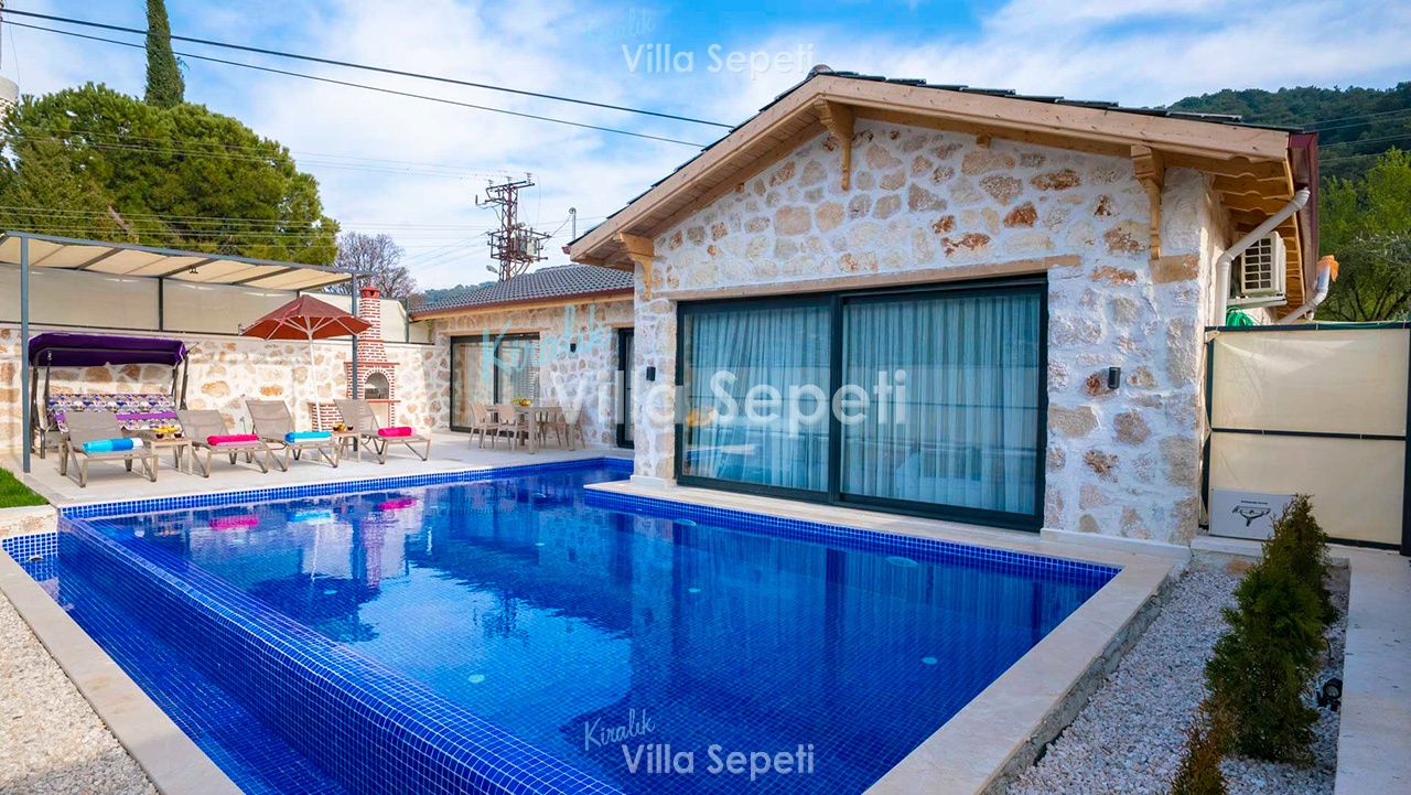 Villa Akor Duo