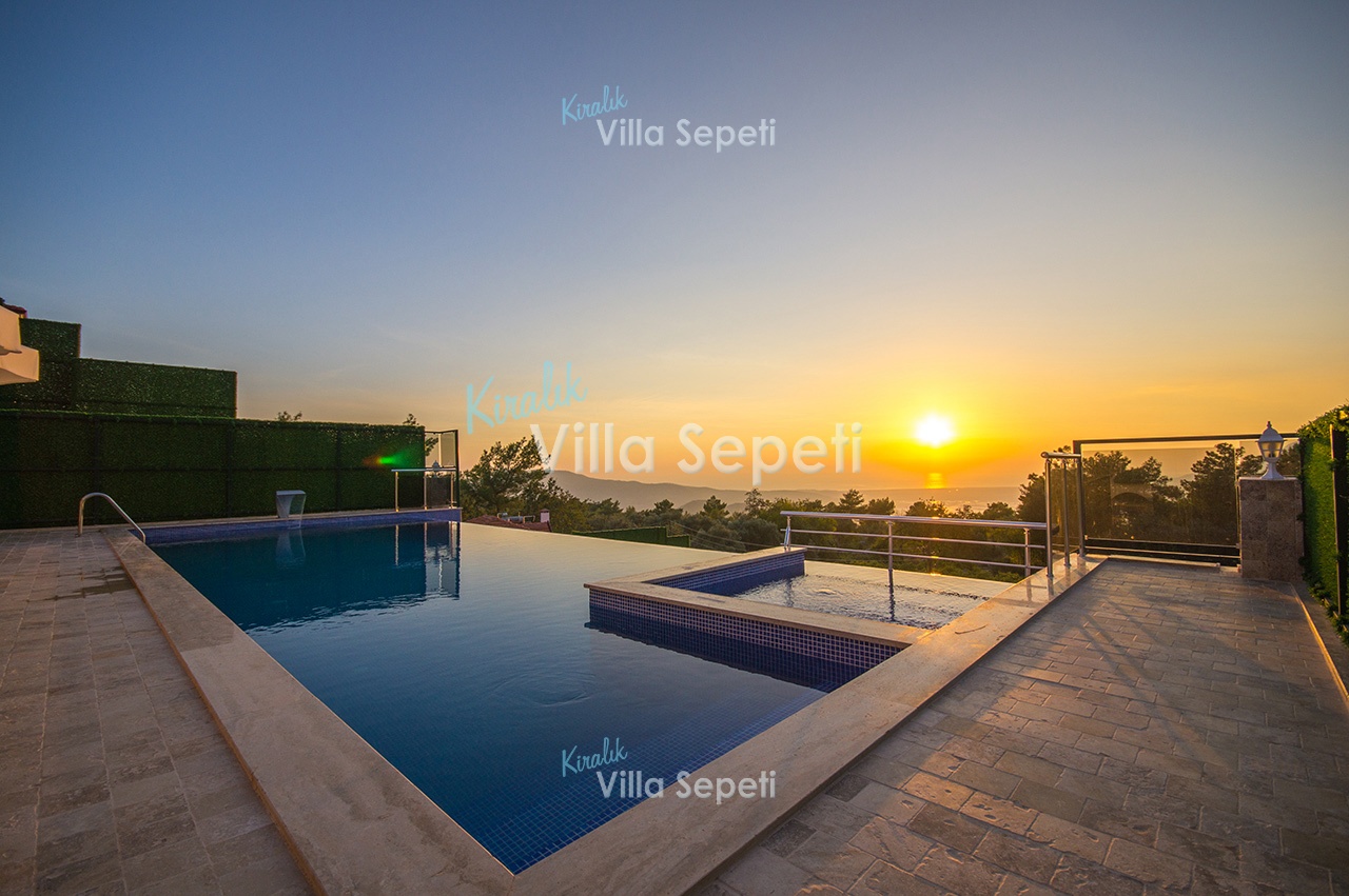 Villa Alvin