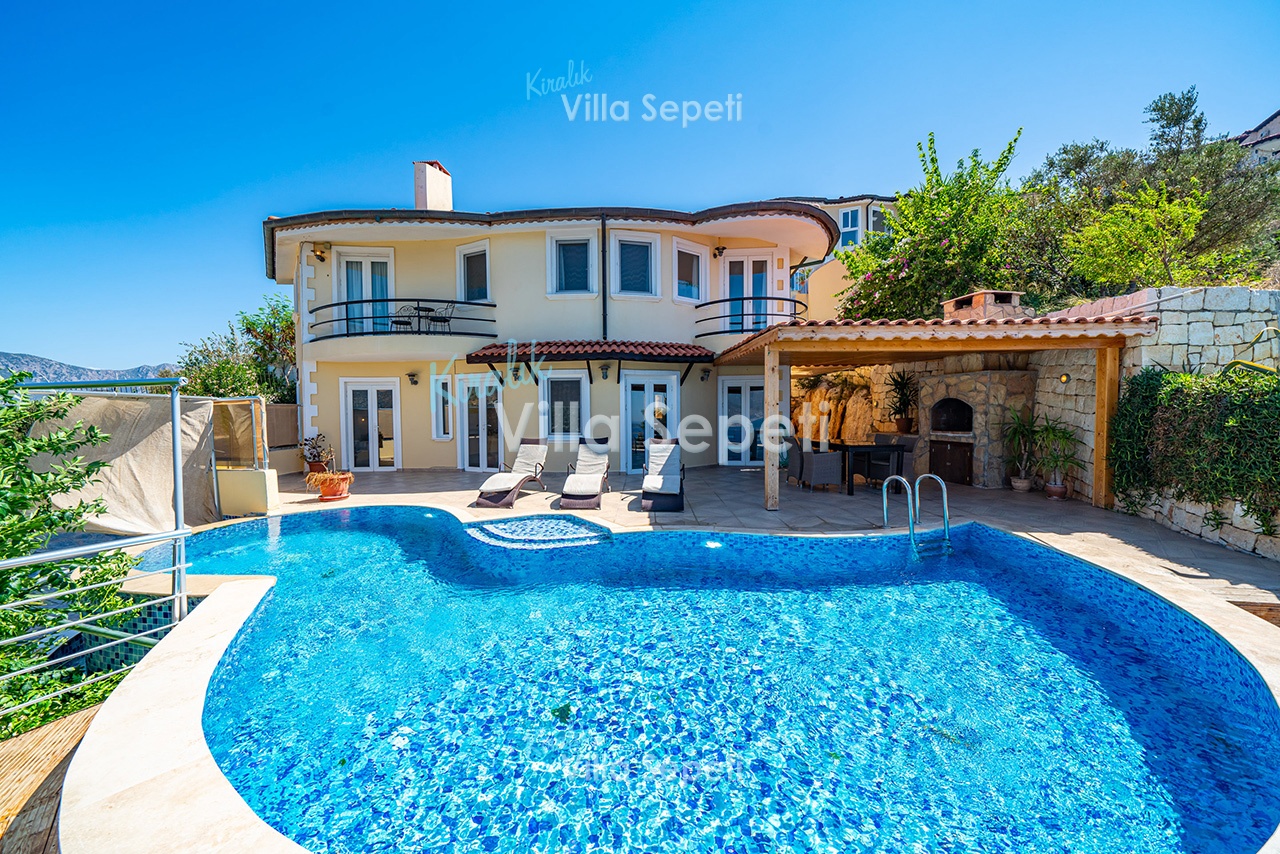 Villa Aston