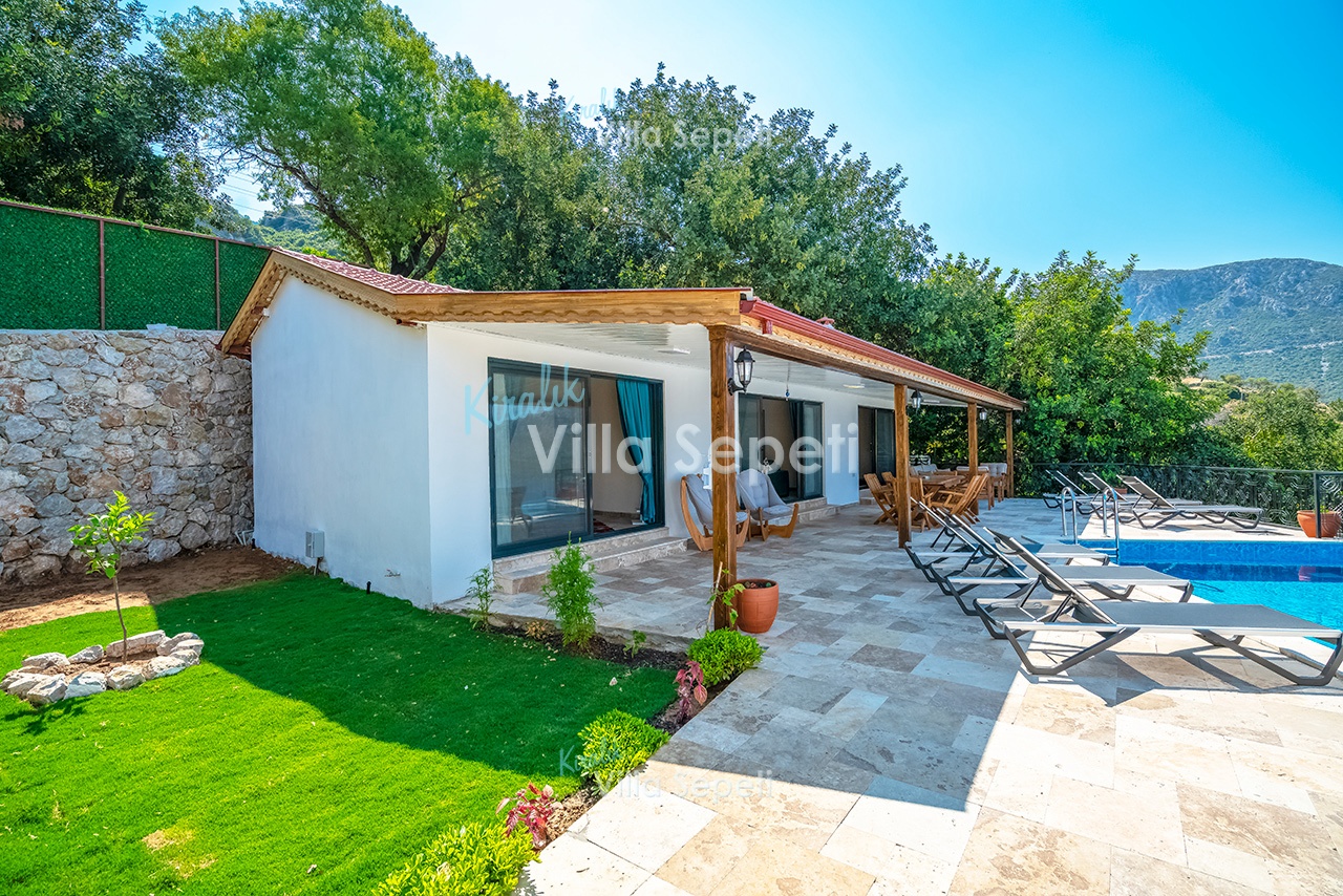 Villa Eser