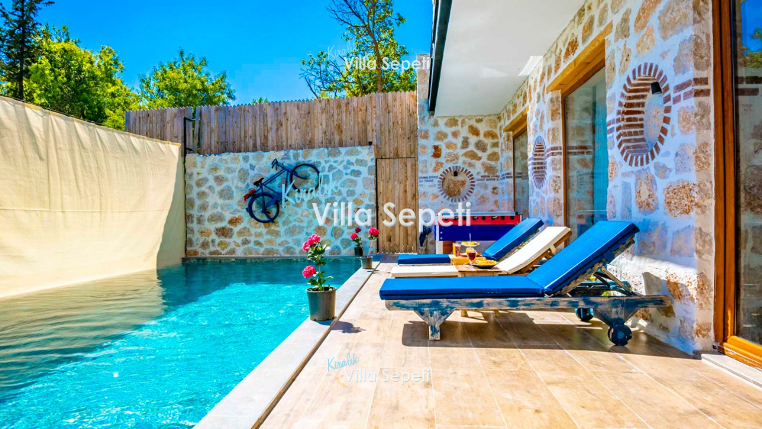 Villa Family
