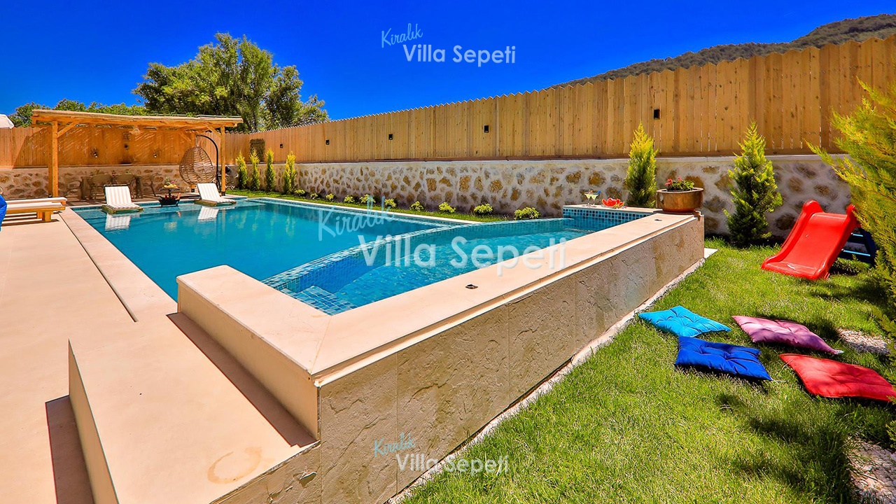 Villa Happiness