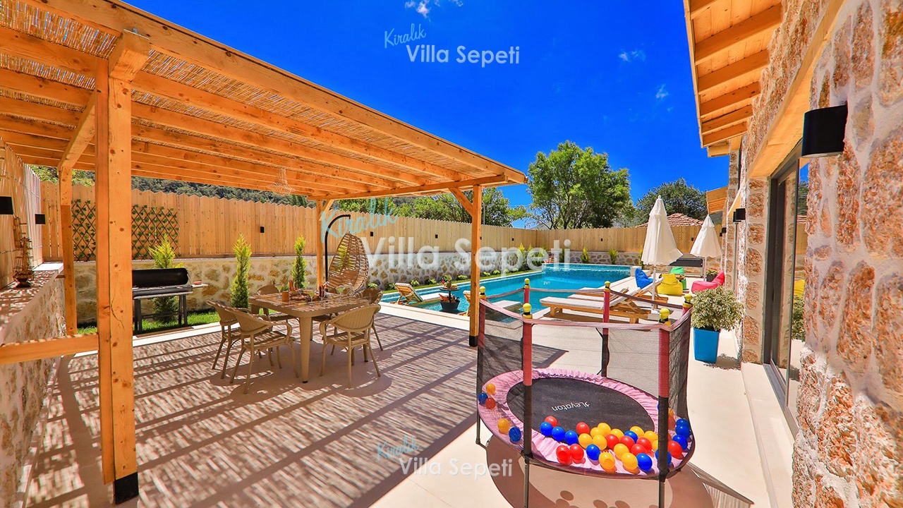 Villa Happiness