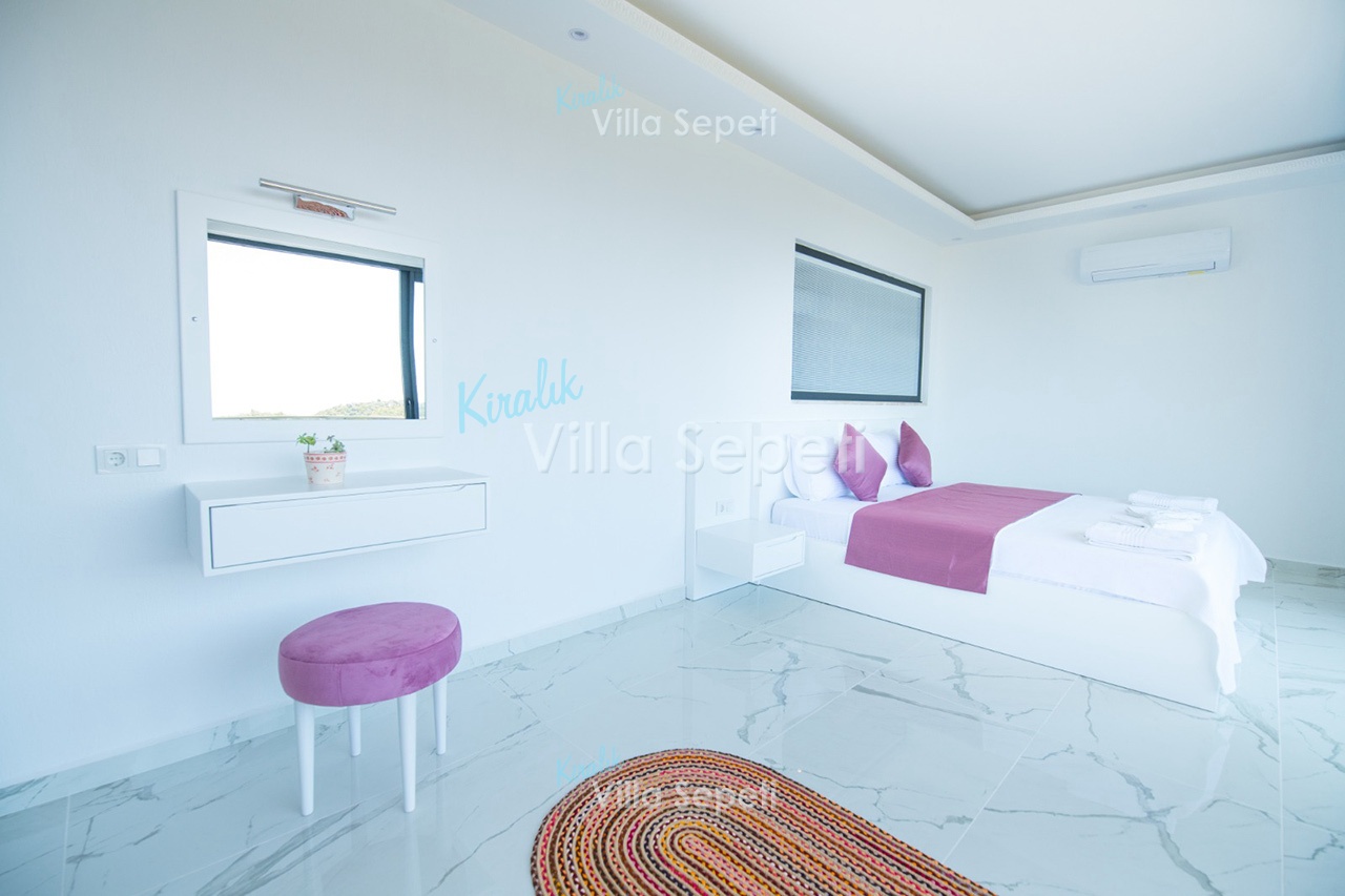 Villa Henna Duo