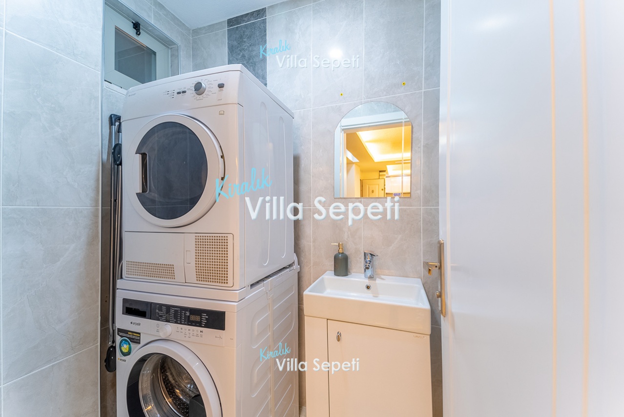 Villa July