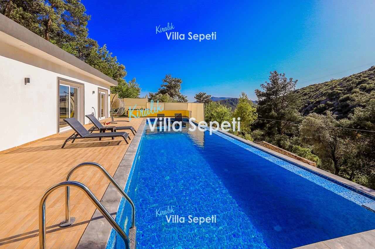 Villa Life