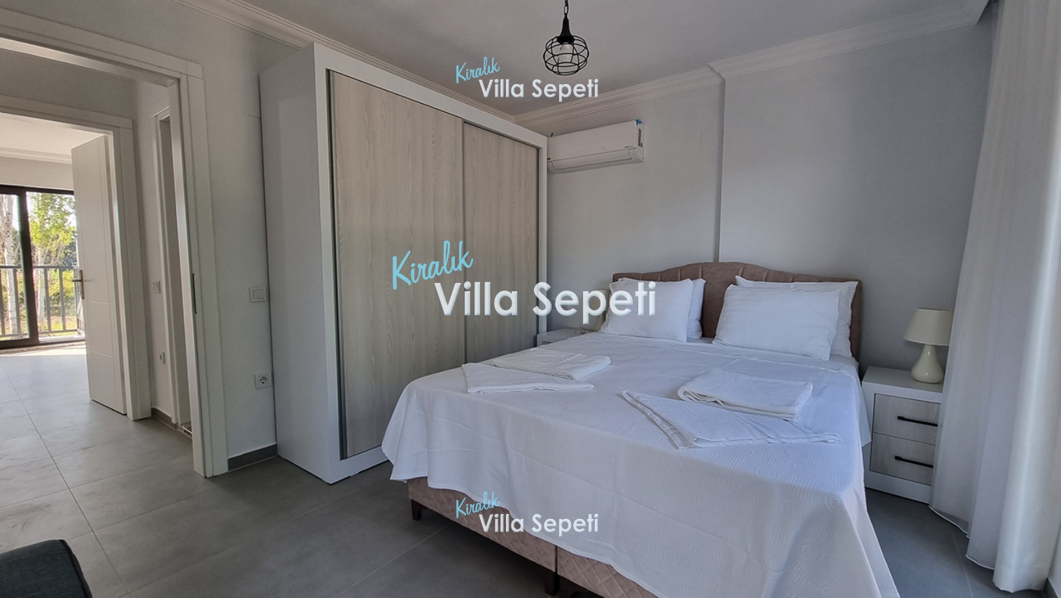 Villa Life Port