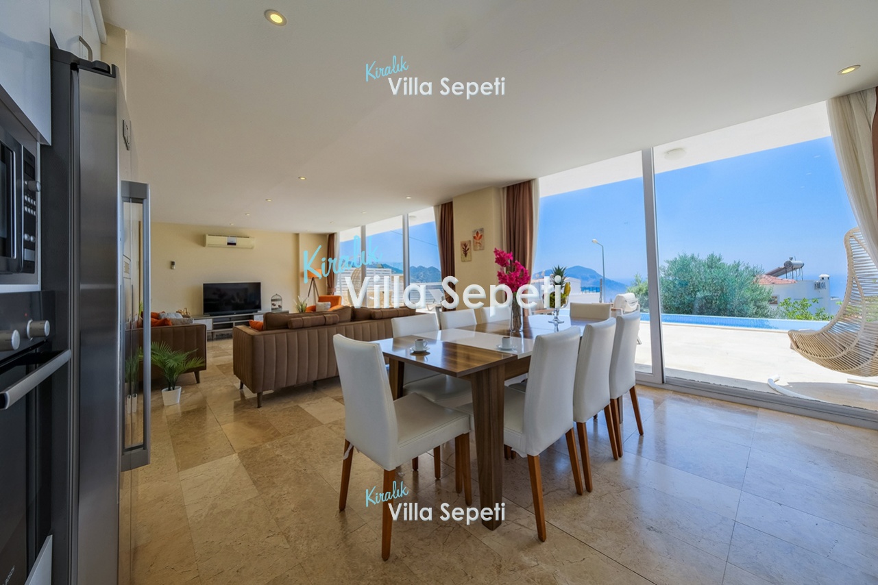 Villa Lumiere 2