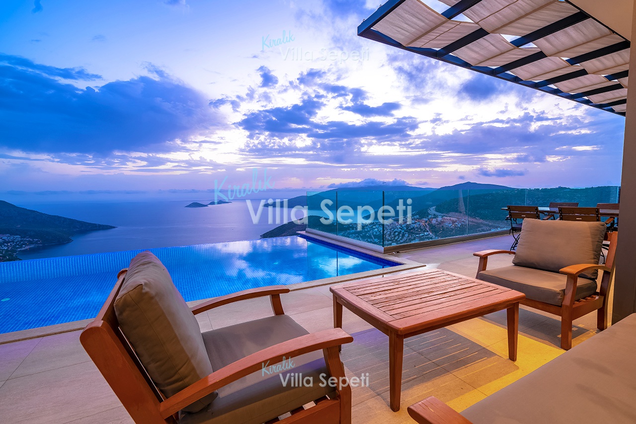 Villa Maysa
