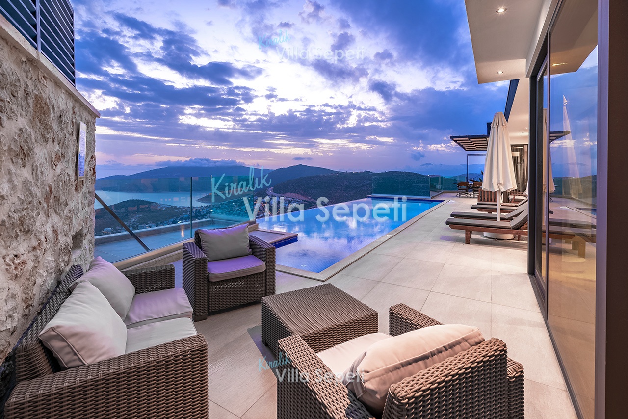 Villa Maysa