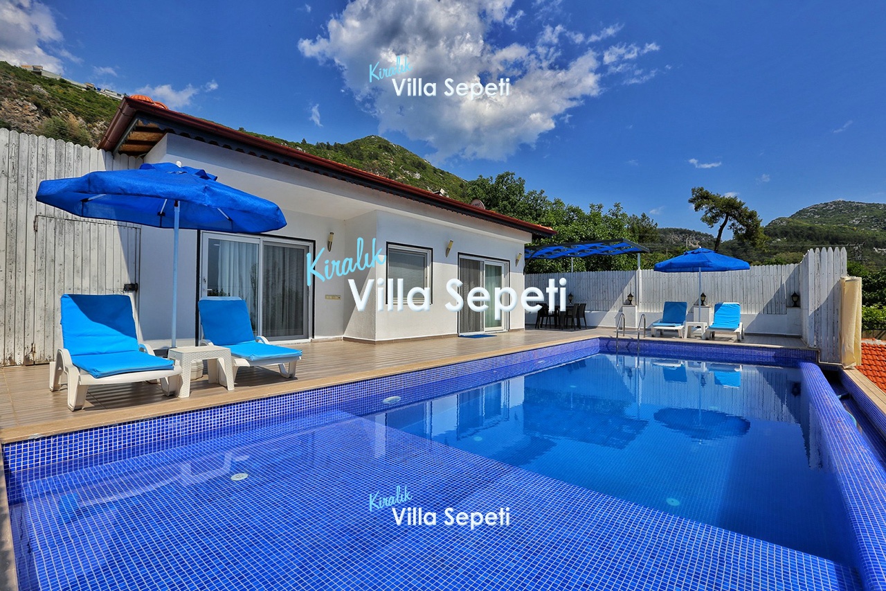 Villa Mono