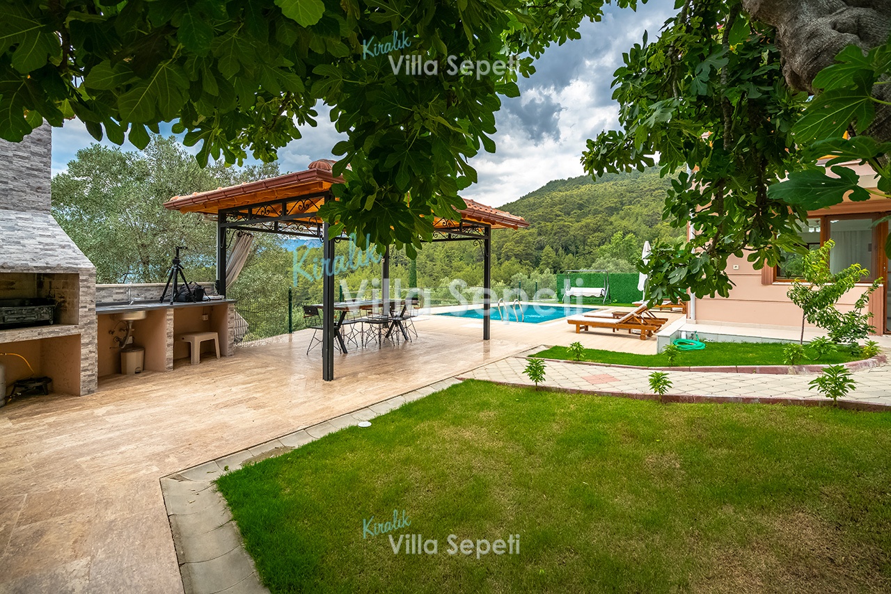 Villa Pinus