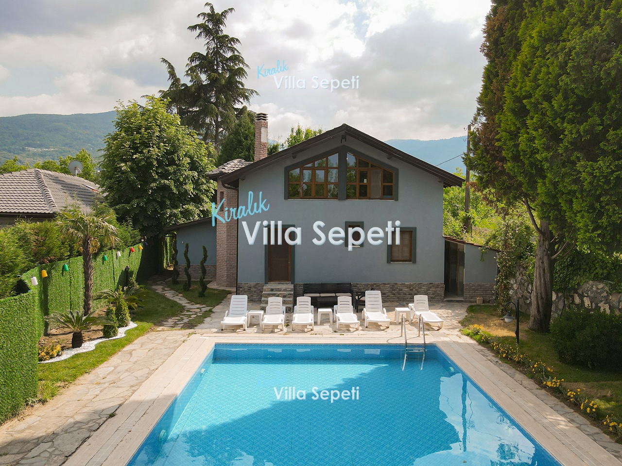 Villa Zoisite