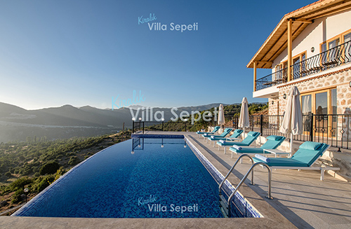 Villa Adonis 1